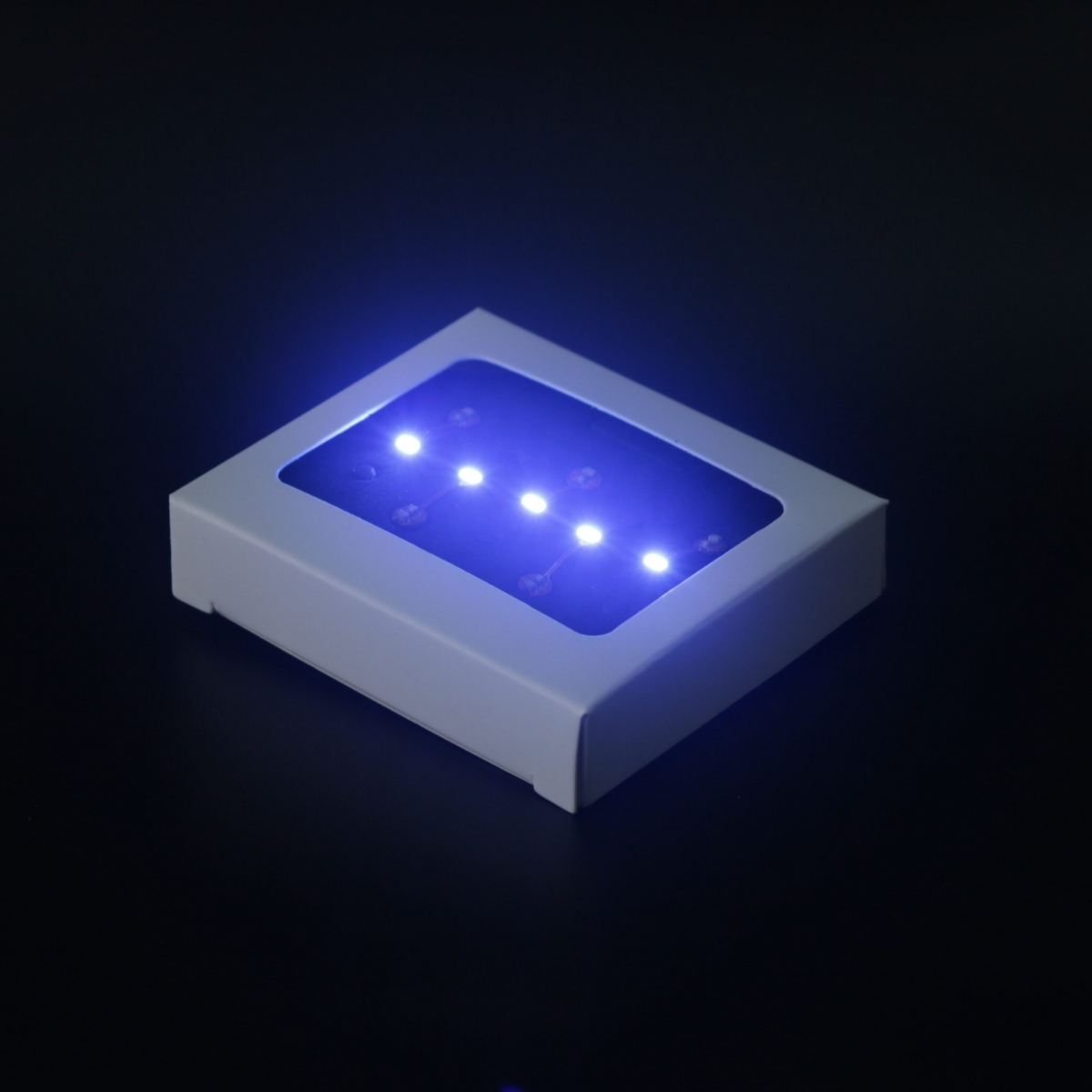 【LBASE-5th】LBASE wireless transmitter & wireless lights for Gundam model (Without Gundam model)
