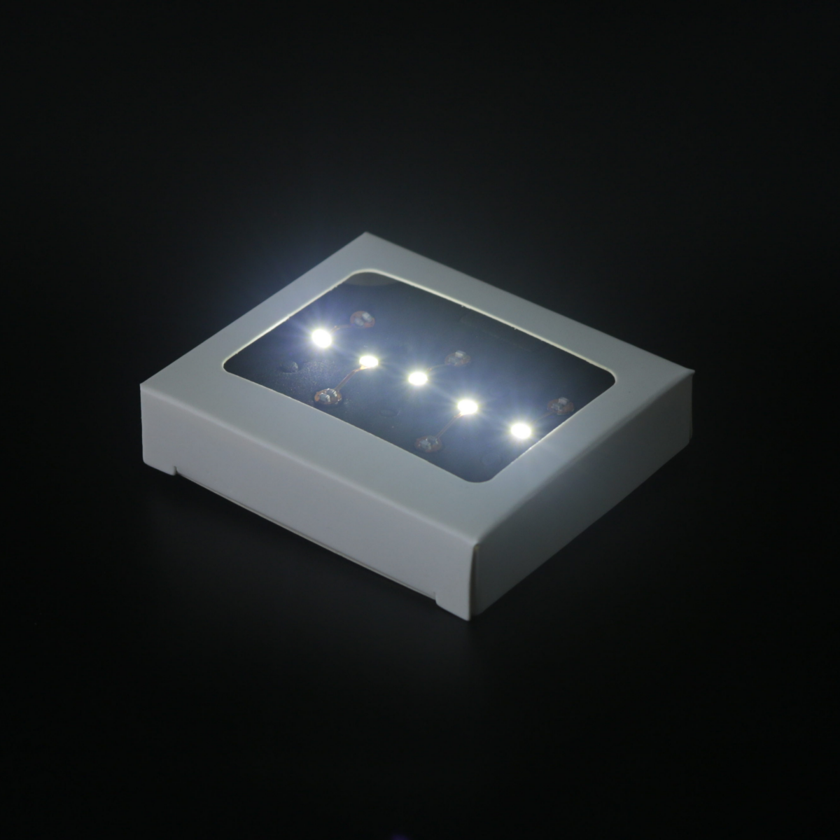 【LBASE-5th】LBASE wireless transmitter & wireless lights for Gundam model (Without Gundam model)